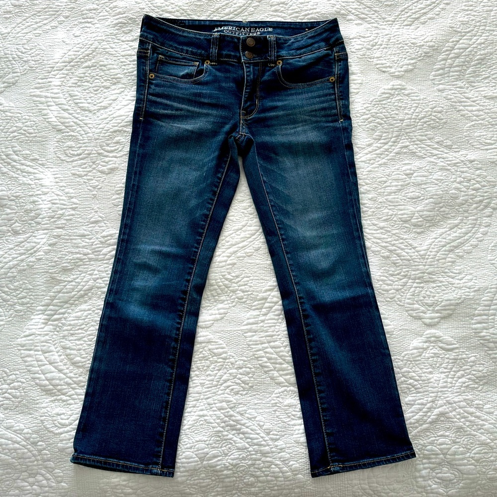 American Eagle cropped Artistic Jeans